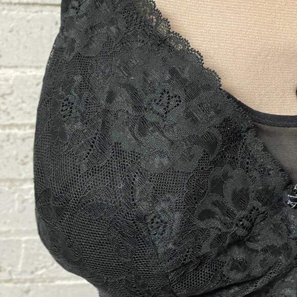 Cacique Lightly Lined Full Coverage Totally Lace Bra, size 42F - Picture 4 of 16